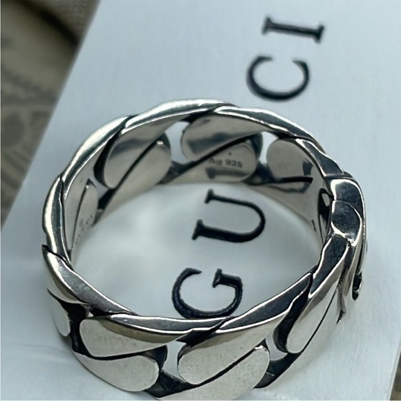 🔥⛓️ Gucci Interlocking G Ring - Picture 8 of 9